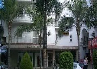 克里什塔尔酒店 3*