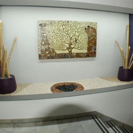 Kristal Hotel 3*