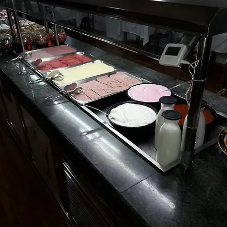 クリスタル ホテル