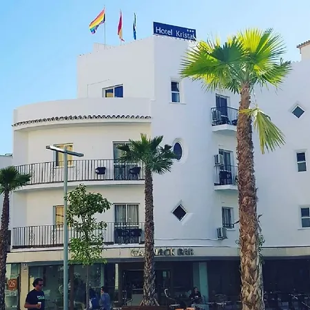 Kristal טורמולינוס