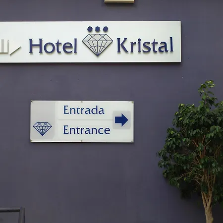 Kristal מלון 3*